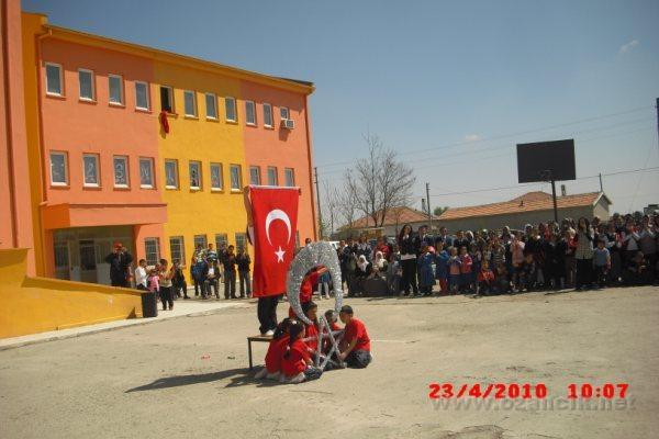 CIMG1043.JPG - Ozancık İlköğretim Okulu 23 Nisan Ulusal Egemenlik ve Çocuk Bayramı