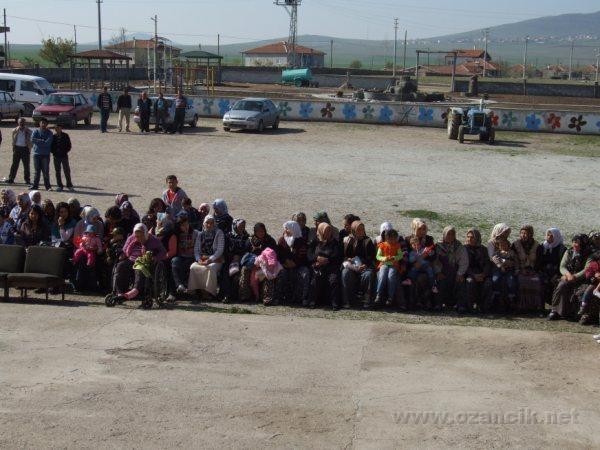 DSCF1089.JPG - Ozancık İlköğretim Okulu 23 Nisan Ulusal Egemenlik ve Çocuk Bayramı